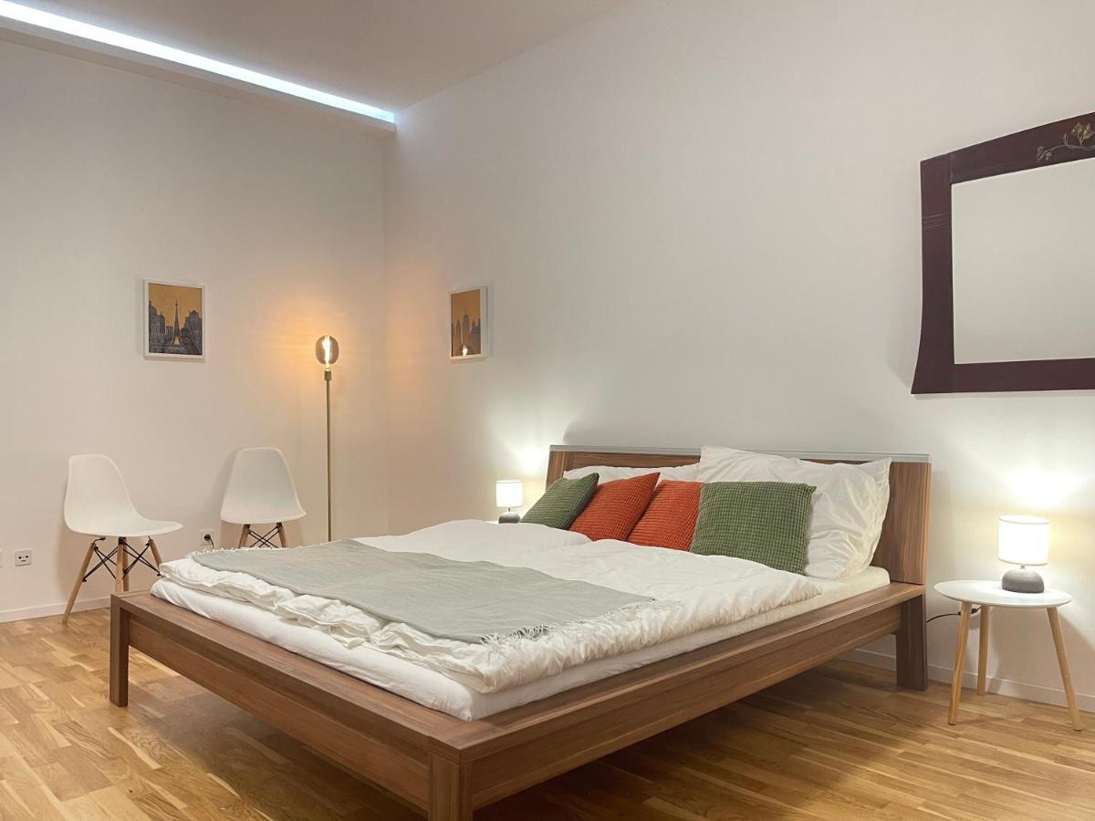 Big Apartment Виена Екстериор снимка