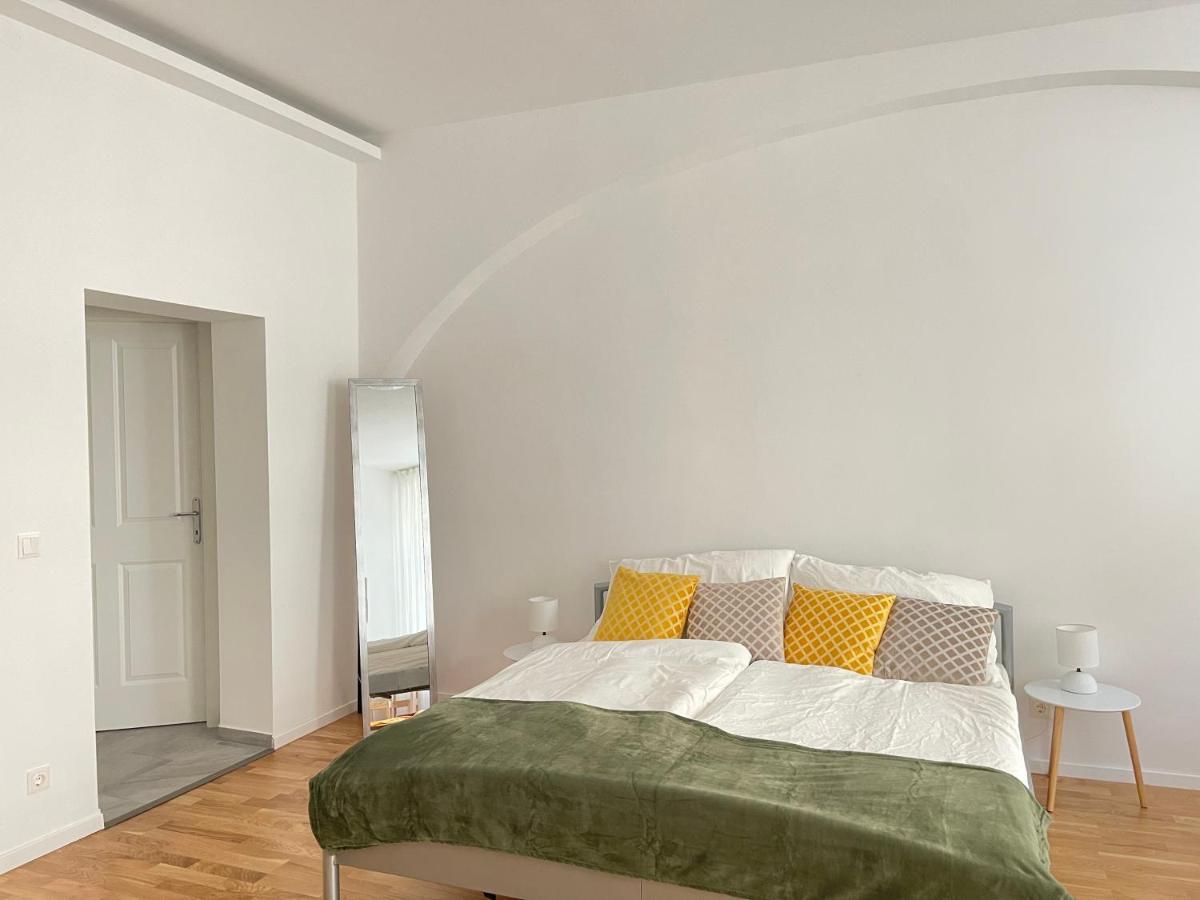 Big Apartment Виена Екстериор снимка